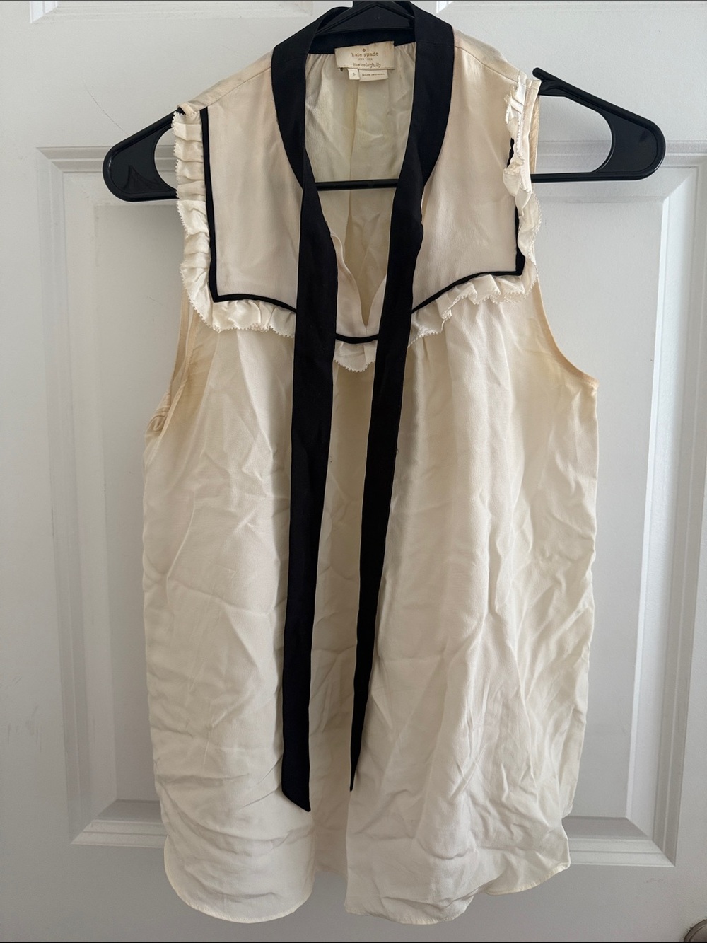kate spade Cream Sleeveless Blouse with Black Trim and Tie